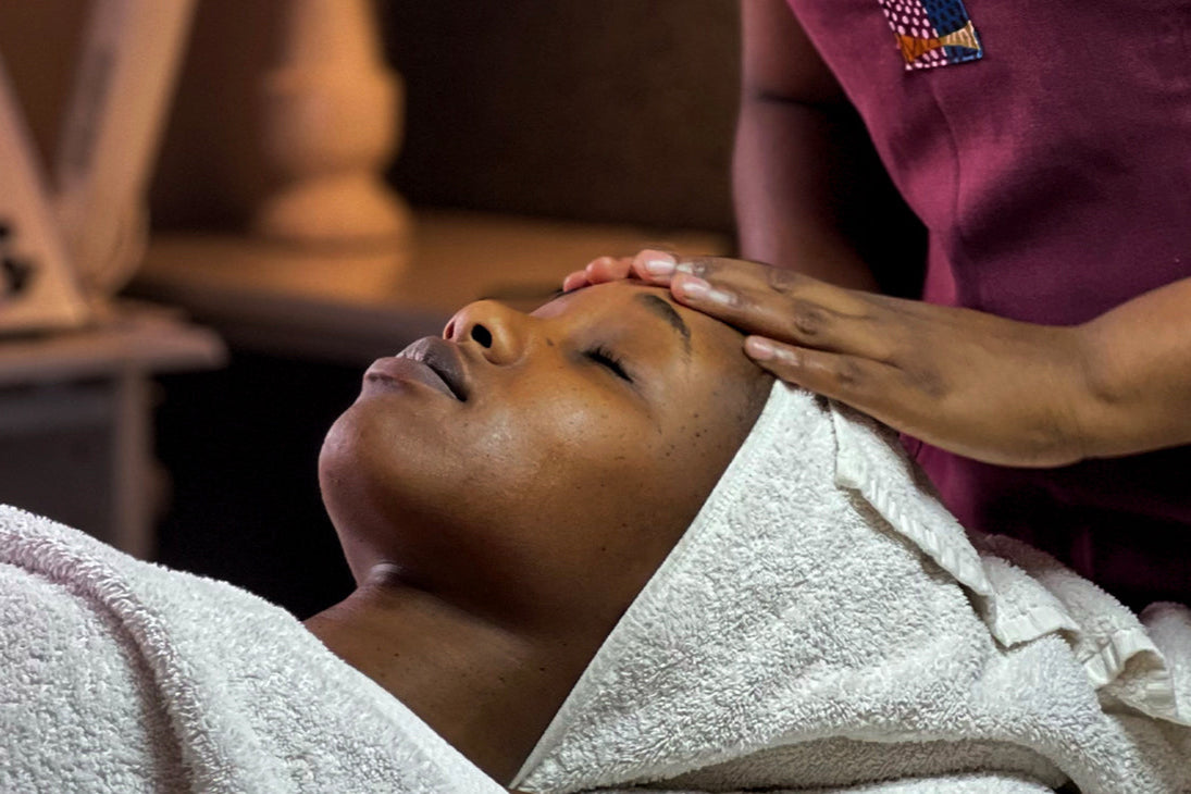 Detox & Soothe Facial (85 mins)